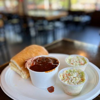 Buster's Southern BBQ - Pulled pork with cole slaw (low carb!) - Barbeque Near Me - Calistoga, California Buster's Southern BBQ - Pulled pork with cole slaw (low carb!) - Barbeque Near Me - Calistoga, California