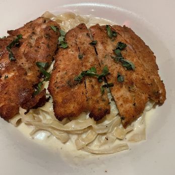 Capurro's - Fettuccine Chicken Alfredo - Seafood Near Me - San Francisco, California