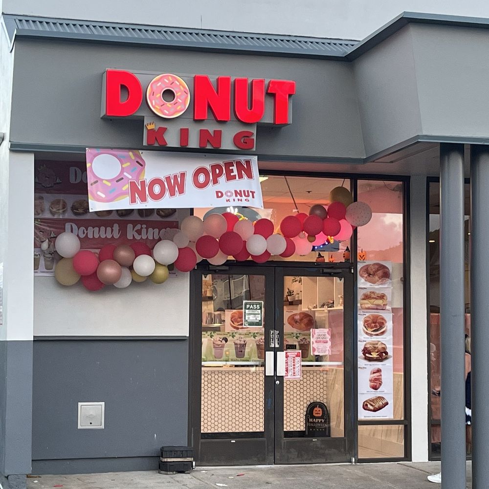 Donut King Hawaii - Next to the other eateries. - Donuts Near Me - Kaneohe, Hawaii Donut King Hawaii - Next to the other eateries. - Donuts Near Me - Kaneohe, Hawaii