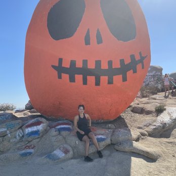 Pumpkin Rock Trail - Hiking Near Me - Norco, California
