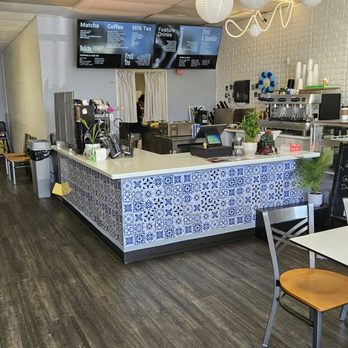 Aun Brew & Co - Inside - Coffee & Tea Near Me - Rancho Cordova, California Aun Brew & Co - Inside - Coffee & Tea Near Me - Rancho Cordova, California