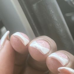 Magic Nails - Not fully painted nails