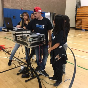 DJ Johnny - Helping our girls get ready to perform - DJs Near Me DJ Johnny - Helping our girls get ready to perform - DJs Near Me