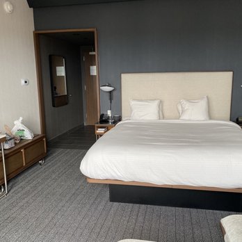 Courtyard by Marriott Lansing Downtown - Hotels Near Me - Lansing, Michigan