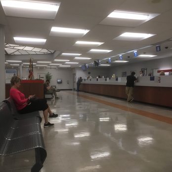 Motor Vehicle Administration - Yay! Not busy. Only 3 hours waiting today - Departments of Motor Vehicles Near Me - Annapolis, Maryland