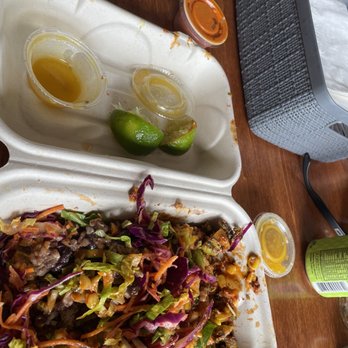 Shaka Tacoz - Veggie bowl made vegan with mango salsa - Mexican Near Me - Captain Cook, Hawaii