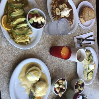 The Coffee Cup Cafe - Having breakfast with babe - American Near Me - Long Beach, California