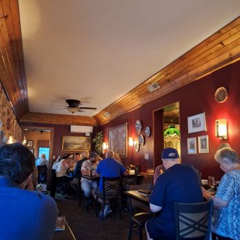 Alpine Inn - One of many Dining rooms - German Near Me - Hill City, South Dakota