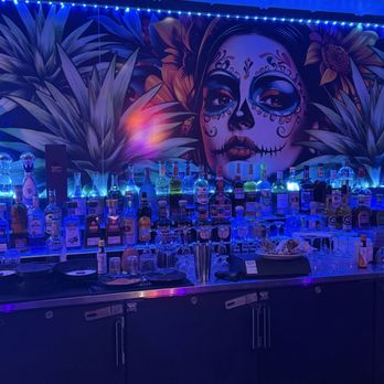 El Mas Chingon Bar & Grill - Bar - Mexican Near Me - Fort Pierce, Florida El Mas Chingon Bar & Grill - Bar - Mexican Near Me - Fort Pierce, Florida