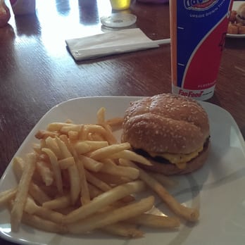 Dairy Queen Grill & Chill - Fast Food Near Me - Macomb, Michigan