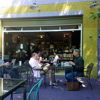 Biddle's Escape - Outside deck. - Coffee & Tea Near Me - Pittsburgh, Pennsylvania