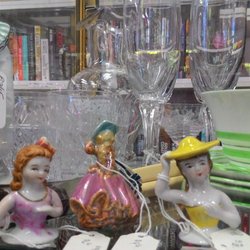 The Lifeline Shop on Oxford