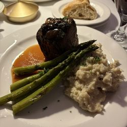Beef Short Rib, mashed potatoes and asparagus