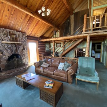 Elaine's Bed & Breakfast - Bed & Breakfast Near Me - Cedar Crest, New Mexico