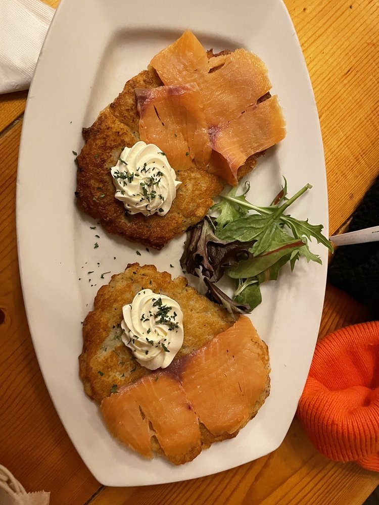 Social spots from Cafe Polonia