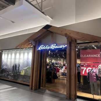 Eddie Bauer Outlet - Men's Clothing Near Me - Milpitas, California