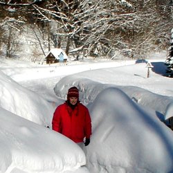 Mountain Valley Retreat - It does snow here