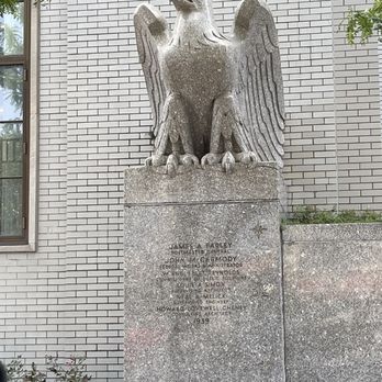 US Post Office - Broadway - Post Offices Near Me - Chicago, Illinois