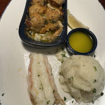 Red Lobster - Lobster and cheddar Bay stuffed shrimp - check out the lobster without the shell - Seafood Near Me - Canoga Park, California Red Lobster - Lobster and cheddar Bay stuffed shrimp - check out the lobster without the shell - Seafood Near Me - Canoga Park, California