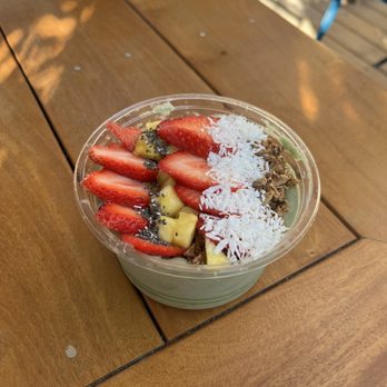 Huriyali - mermaid bowl - Juice Bars & Smoothies Near Me - Charleston, South Carolina