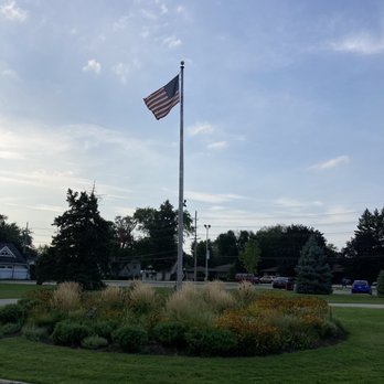 Lake Park - Parks Near Me - Des Plaines, Illinois