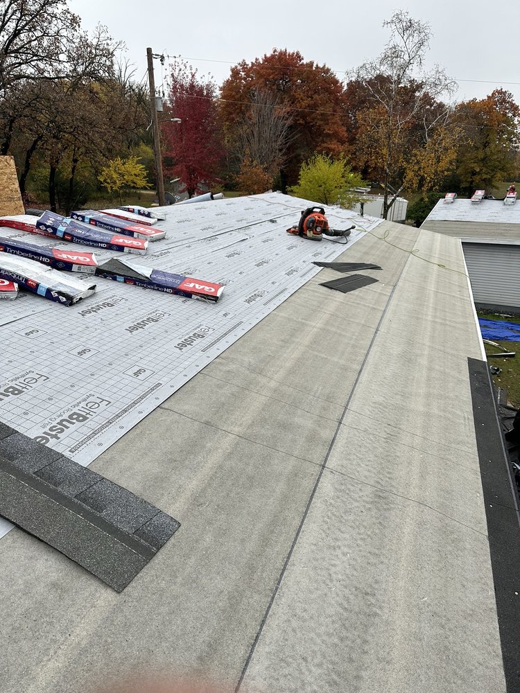 Slide of G I A Rooffing