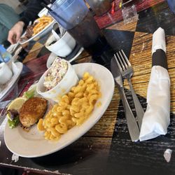 Maryland Mallet - Crab cakes