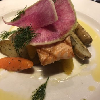 Row 34 - Seaport - Salmon - New American Near Me - Boston, Massachusetts