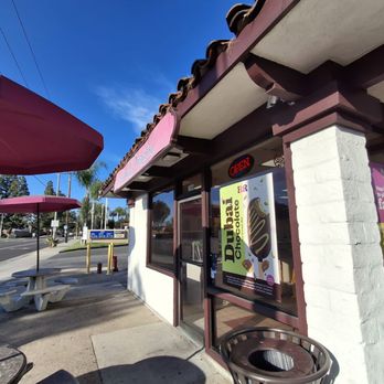 Baskin-Robbins - Ice Cream & Frozen Yogurt Near Me - Placentia, California
