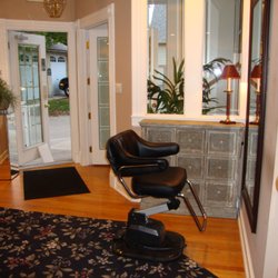 Main Place Salon