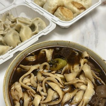 New Mandarin Noodle Deli - Chinese Near Me - Temple City, California