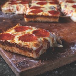 Jet's Pizza