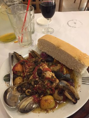 Tiny Kitchen & Dulce Vida by null