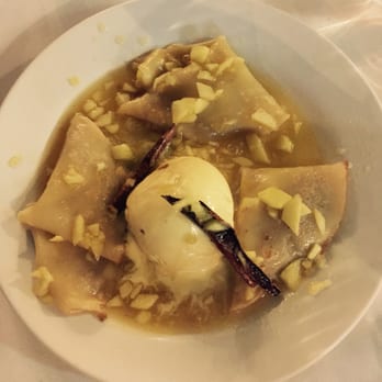 El Meson del Marques - The waiter made apple crepes at our table - Mexican Near Me - Valladolid, YUC El Meson del Marques - The waiter made apple crepes at our table - Mexican Near Me - Valladolid, YUC