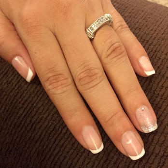 Gallery Nails and Spa - Gel by Henry - Nail Salons Near Me - Burbank, California