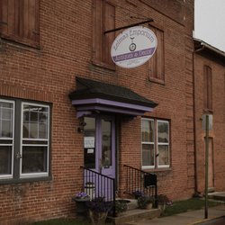 Zelma's Emporium - Zelma's purple with a new sign, still more painting to do!