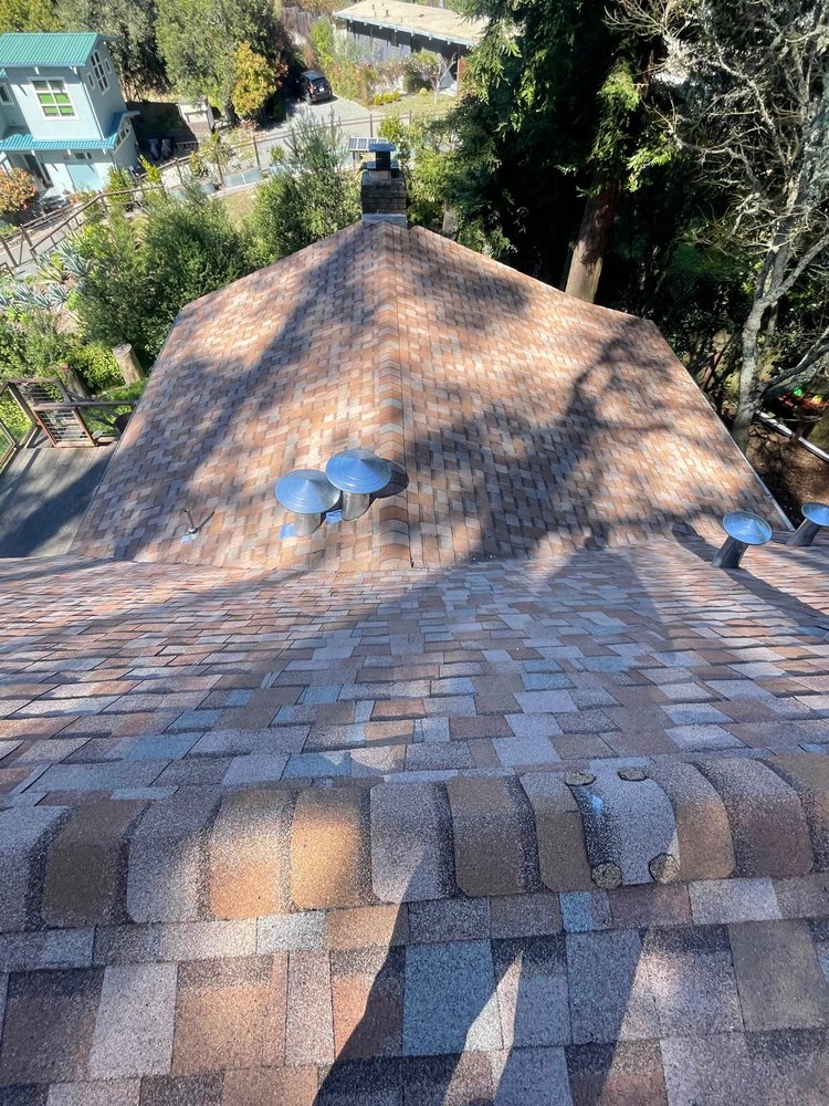 Slide of Dominguez Roofing