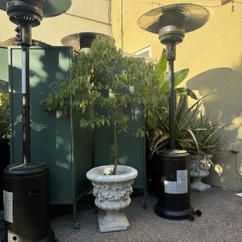 Agave Mexican Bistro - Heat lamps outside - Mexican Near Me - Mountain View, California