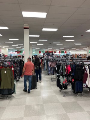 TJ MAXX - Updated October 2025 - 16 Reviews - 8889 Gateway Blvd W, El