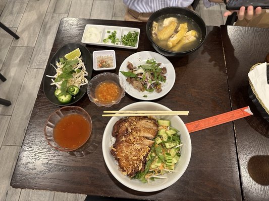 Phở Gà Vàng by null