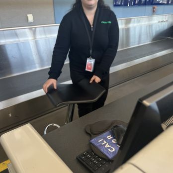 Frontier Airlines - Baggage check in - Airlines Near Me - Ontario, California
