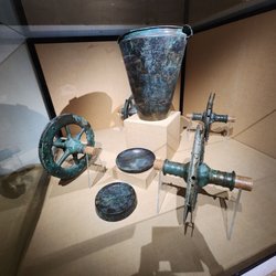 Musée Gallo-Romain de Lyon-Fourvière - Bronze ceremonial chariot, most intact ever found.