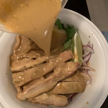 Kuu - Coconut Curry Ramen with chicken - Ramen Near Me - New York, New York Kuu - Coconut Curry Ramen with chicken - Ramen Near Me - New York, New York