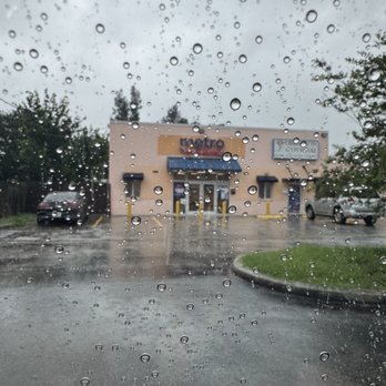 Metro by T-Mobile - Extremely rude and unprofessional service. Avoid this location - Mobile Phones Near Me - Pinellas Park, Florida Metro by T-Mobile - Extremely rude and unprofessional service. Avoid this location - Mobile Phones Near Me - Pinellas Park, Florida