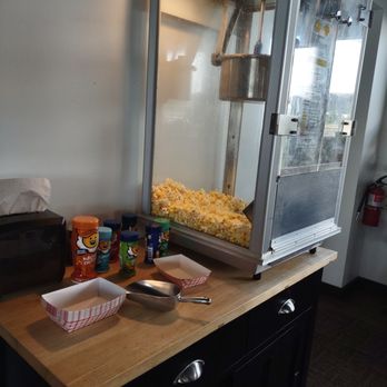 Fergus Brewing Company - free popcorn! - Brewpubs Near Me - Fergus Falls, Minnesota