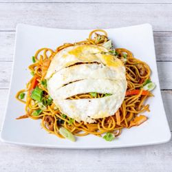 Chutney Indian Cuisine - Chicken Chowmein