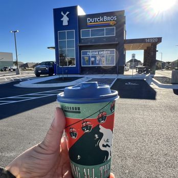Dutch Bros Coffee - Hot mocha on NYE - Juice Bars & Smoothies Near Me - Pflugerville, Texas