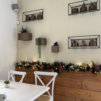 Dos Cafés - Breakfast & Brunch Near Me - San Juan, Puerto Rico