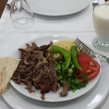 Cevahiroğlu Restaurant - Döner biraz tuzlu ve yağlı. Ama karakteristik bir tadı var. - Turkish Near Me - Istanbul, 34 Cevahiroğlu Restaurant - Döner biraz tuzlu ve yağlı. Ama karakteristik bir tadı var. - Turkish Near Me - Istanbul, 34