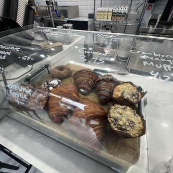Compelling Coffee - Nutella Croissant, Blueberry Muffin, Banana Chocolate Loaf, Coffee Cake Donut - Coffee Roasteries Near Me - North Hollywood, California